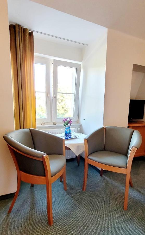 Hotel Zajazd Kultury, Dawniej Pocztowy ジェロナ・グラ エクステリア 写真